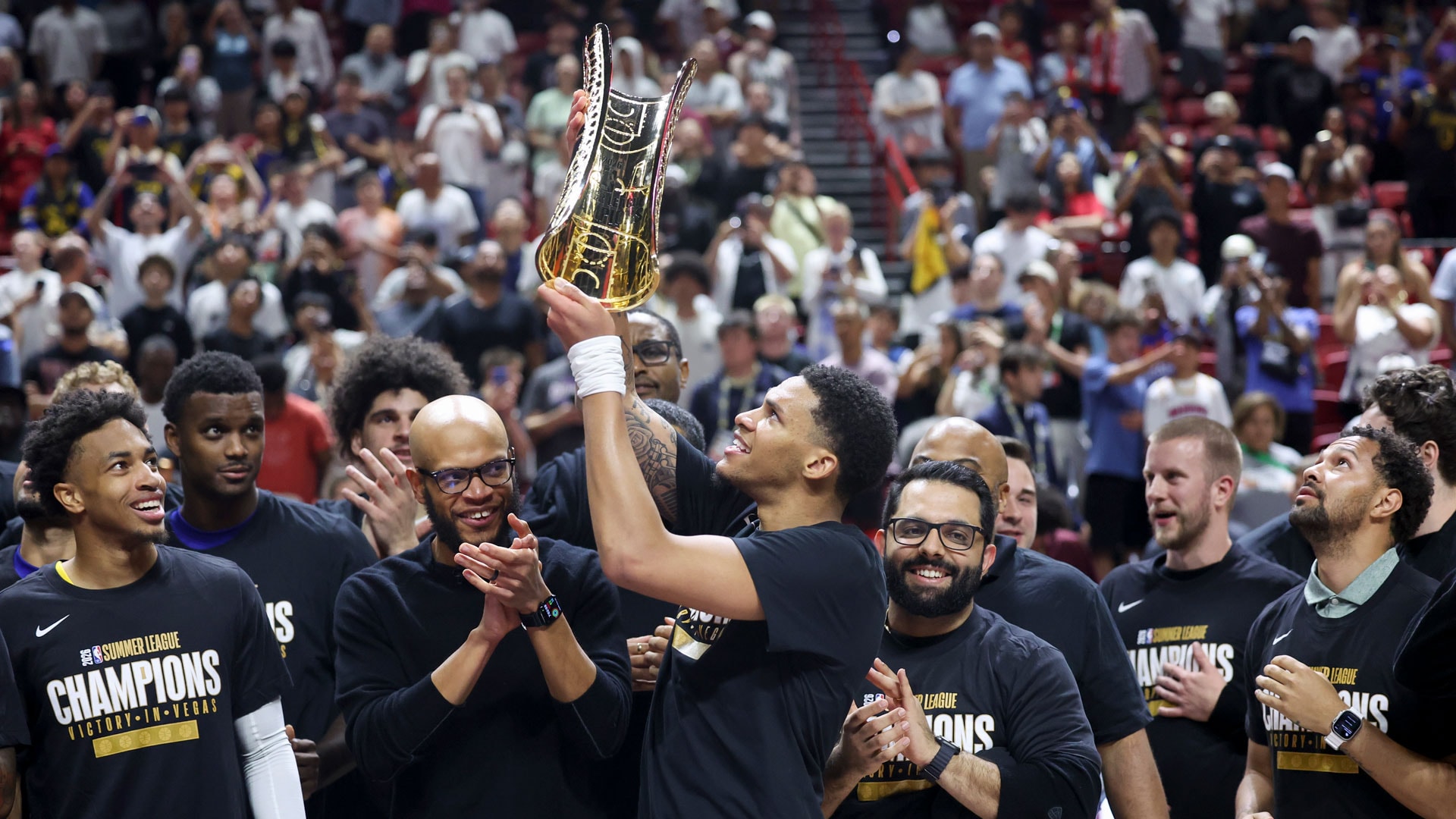 Warriors rally to win Summer League title