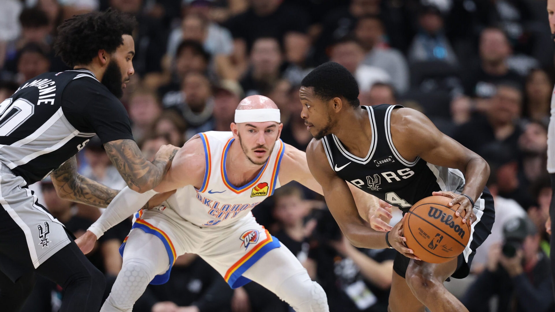 Alex Caruso and OKC Guards Fighting Over Screens