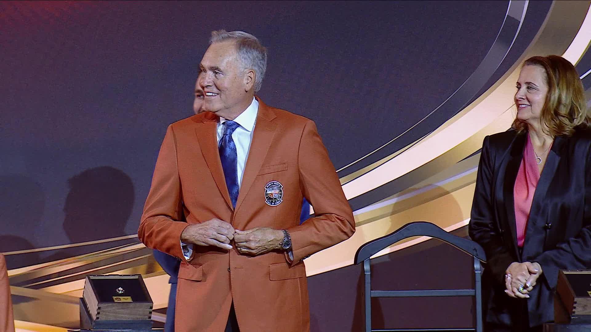 2026 Hall of Fame inductees receive their jackets
