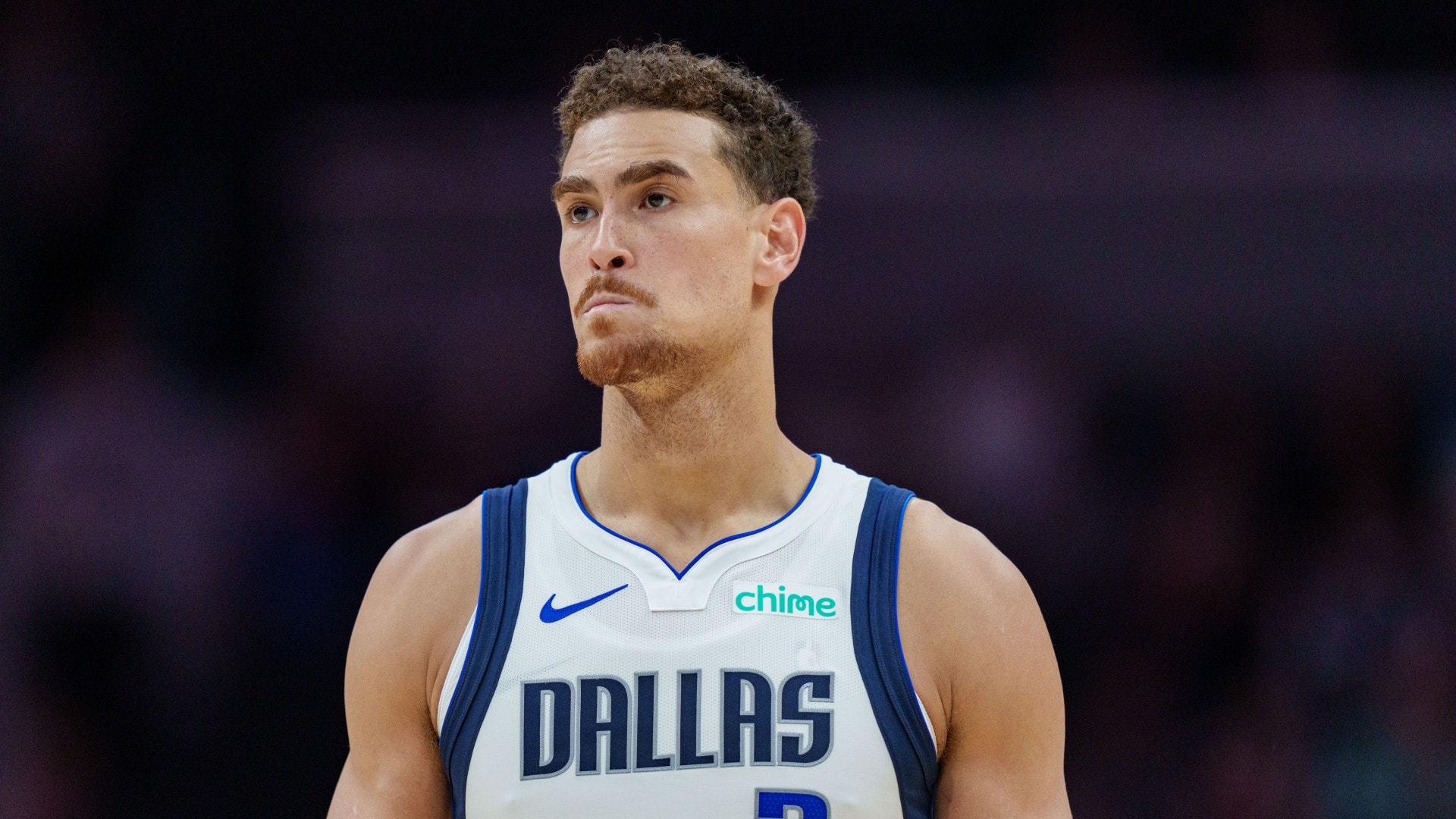 Dallas Mavericks sign 12-year veteran Dwight Powell