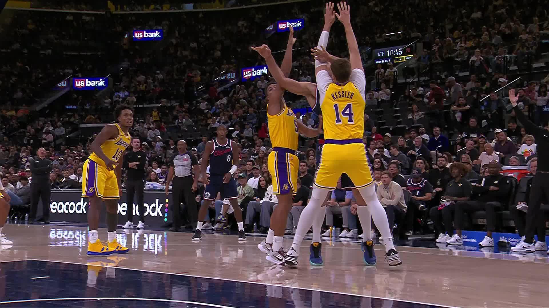 LA Clippers vs. Los Angeles Lakers - 4th Quarter Highlights