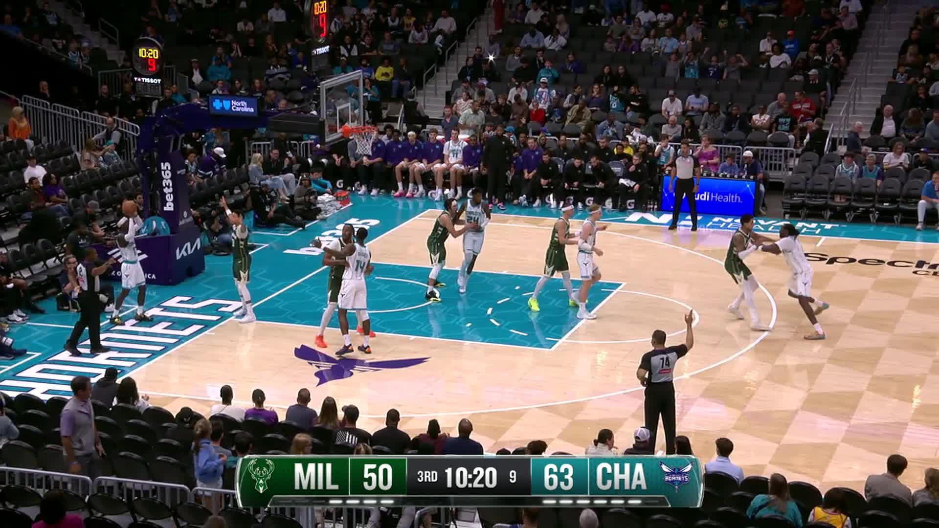 Brandon Miller getting buckets in 2026 preseason debut