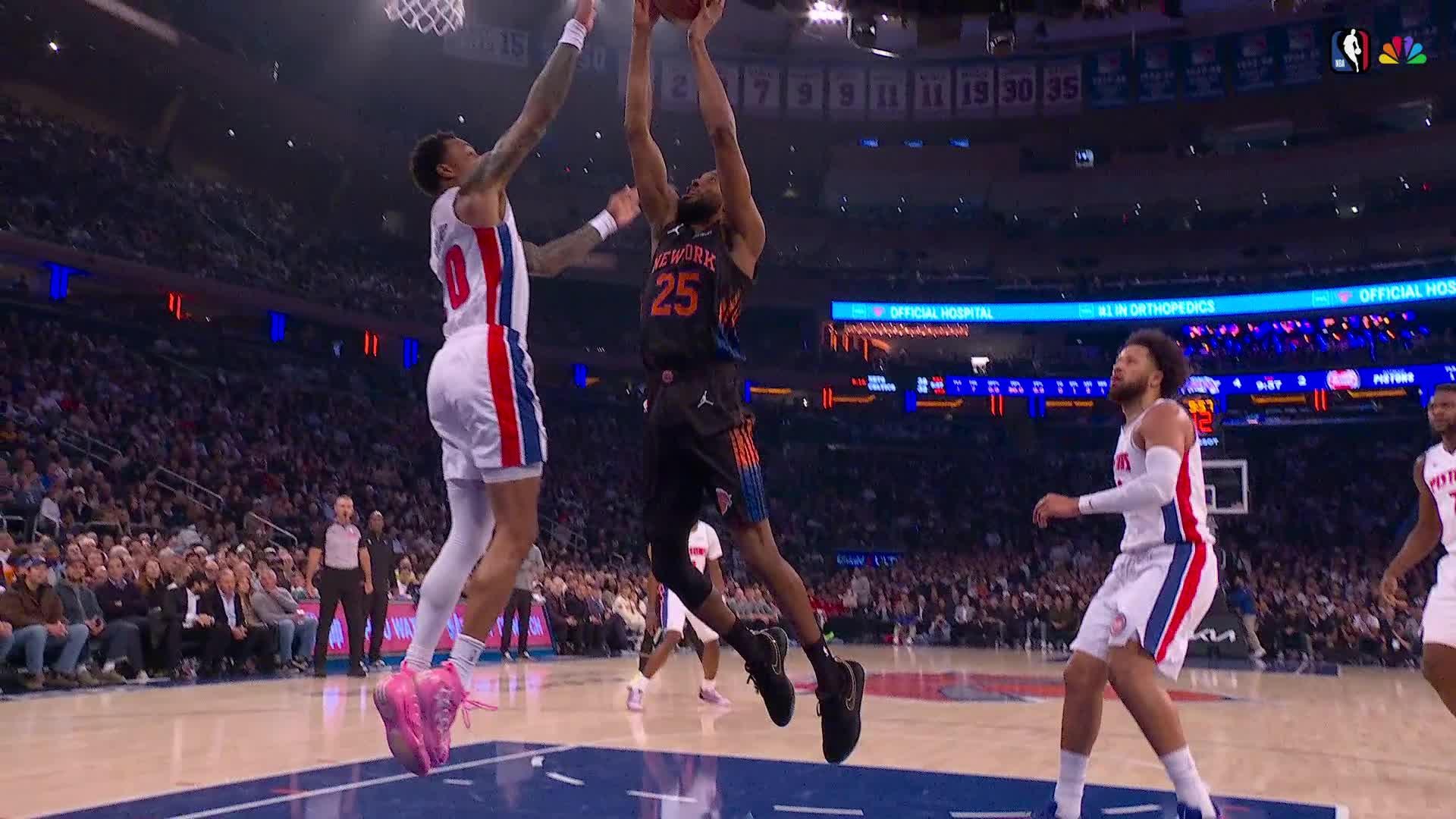 New York Knicks vs. Detroit Pistons - 1st Half Highlights
