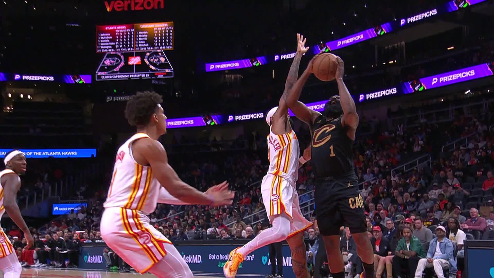 Atlanta Hawks vs. Cleveland Cavaliers - 4th Quarter Highlights