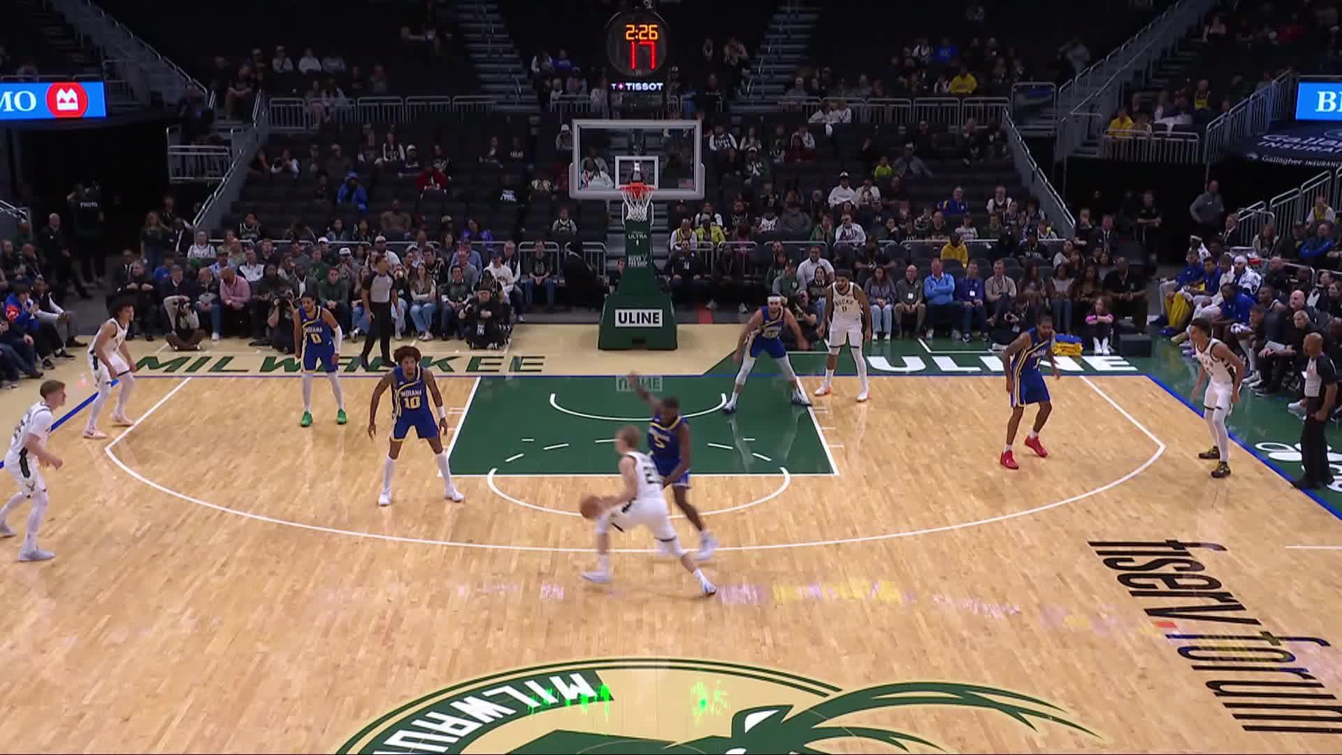 Milwaukee Bucks vs. Indiana Pacers - 1st Quarter Highlights