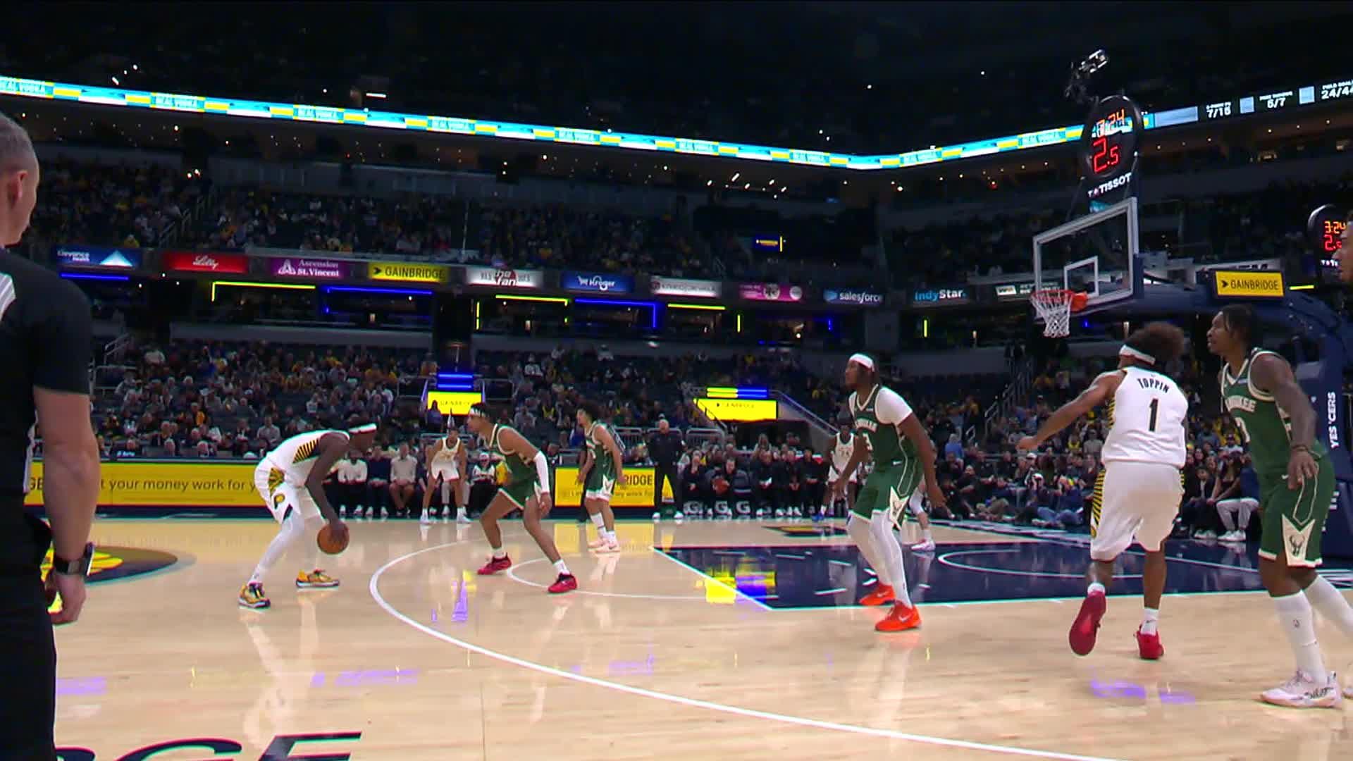 Indiana Pacers vs. Milwaukee Bucks - 2nd Quarter Highlights
