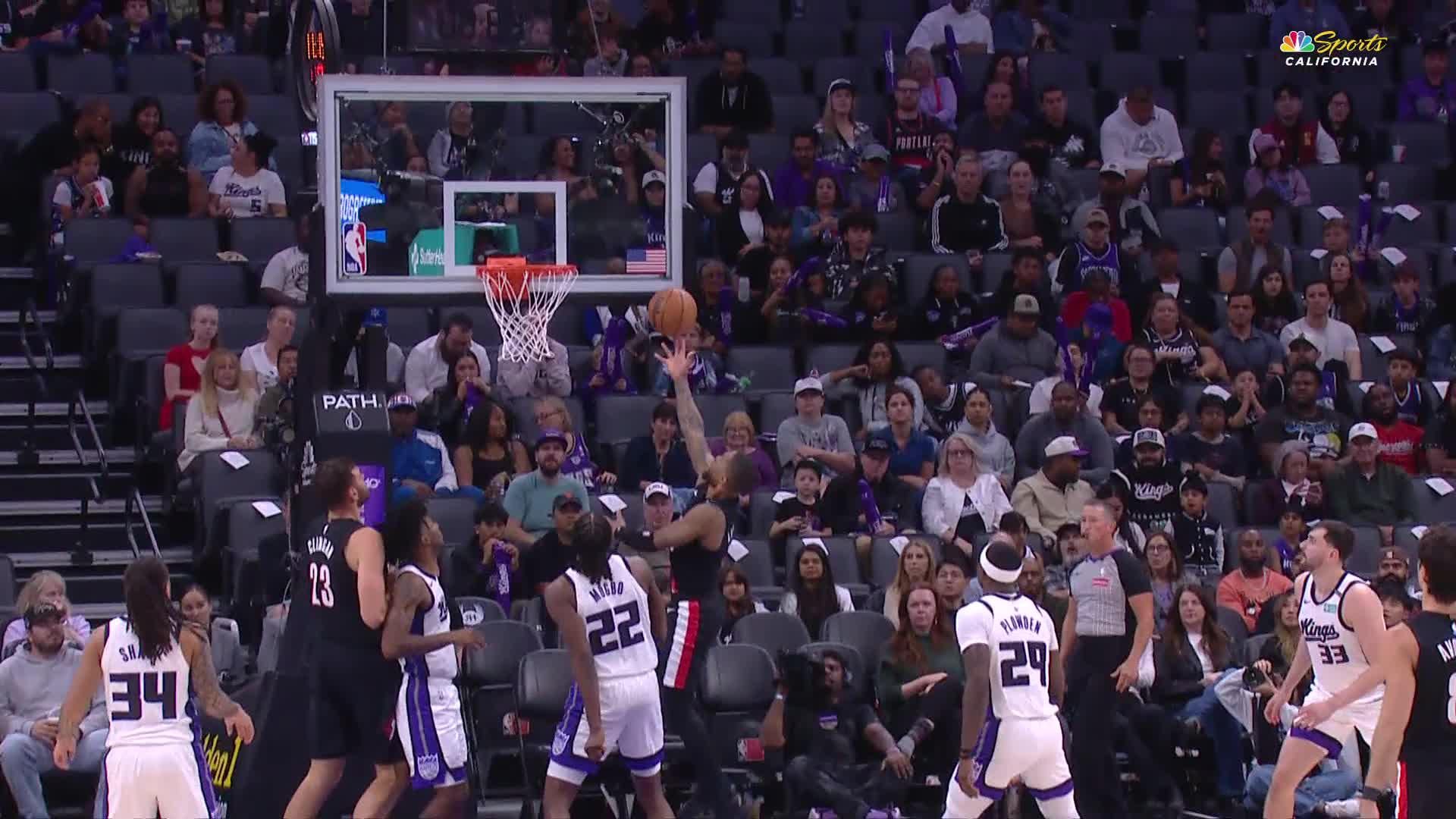 Sacramento Kings vs. Portland Trail Blazers - 1st Half Highlights