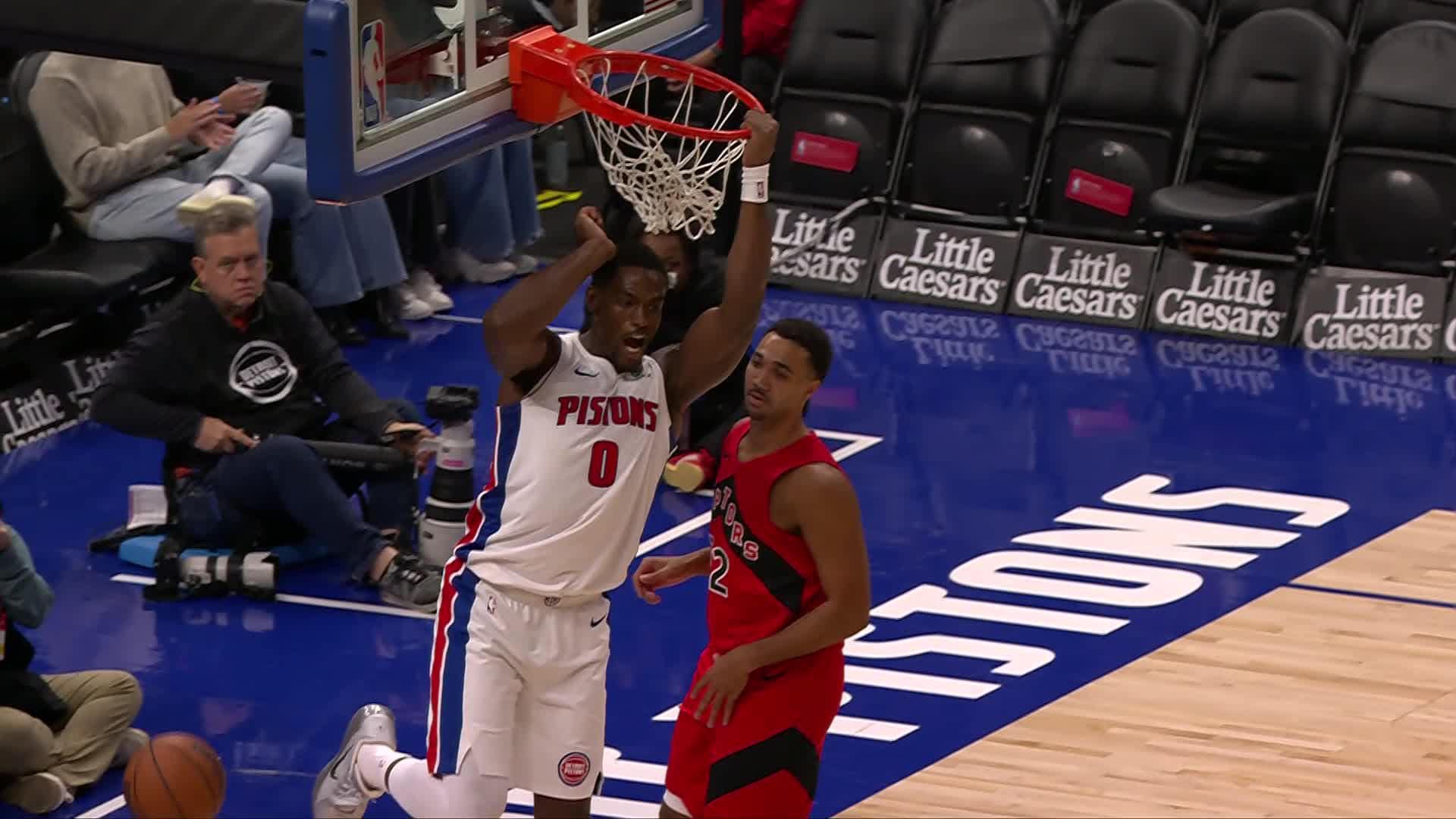 Detroit Pistons vs. Toronto Raptors - 1st Half Highlights