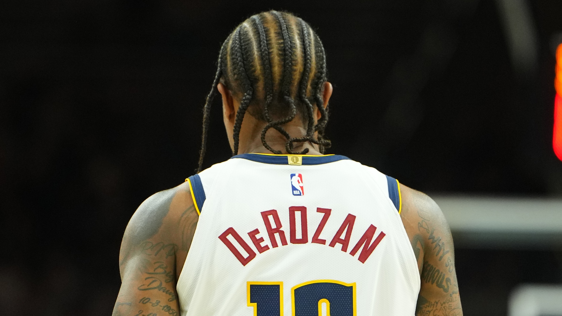 DeRozan gets first Nuggets bucket, then goes circus mode