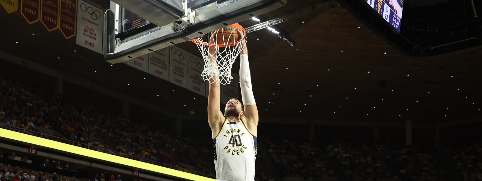 Ivica throws down a couple of first half dunks against the Wolves