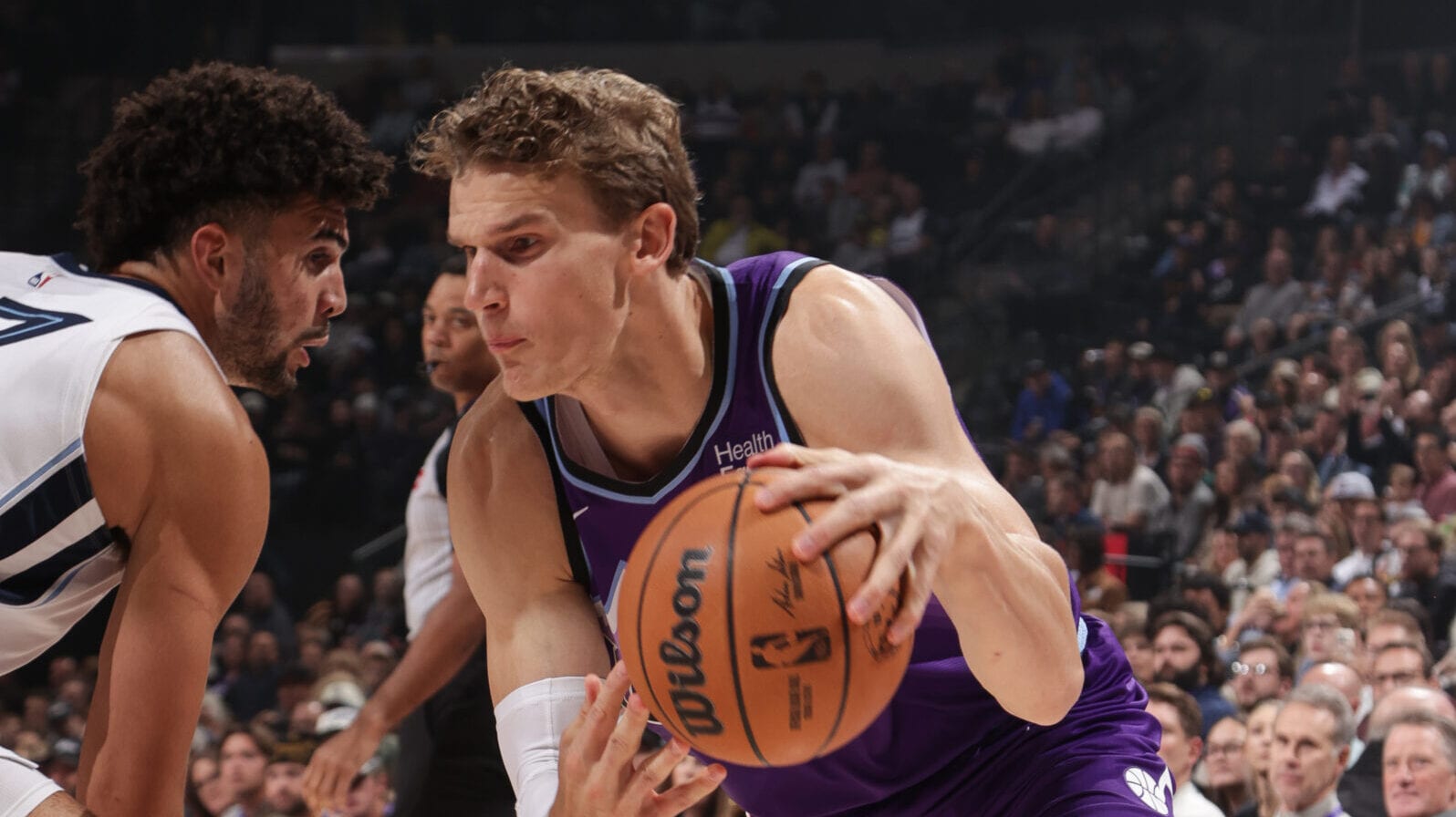 Jazz forwards Lauri Markkanen and Jaren Jackson Jr. exit early with injuries against Grizzlies