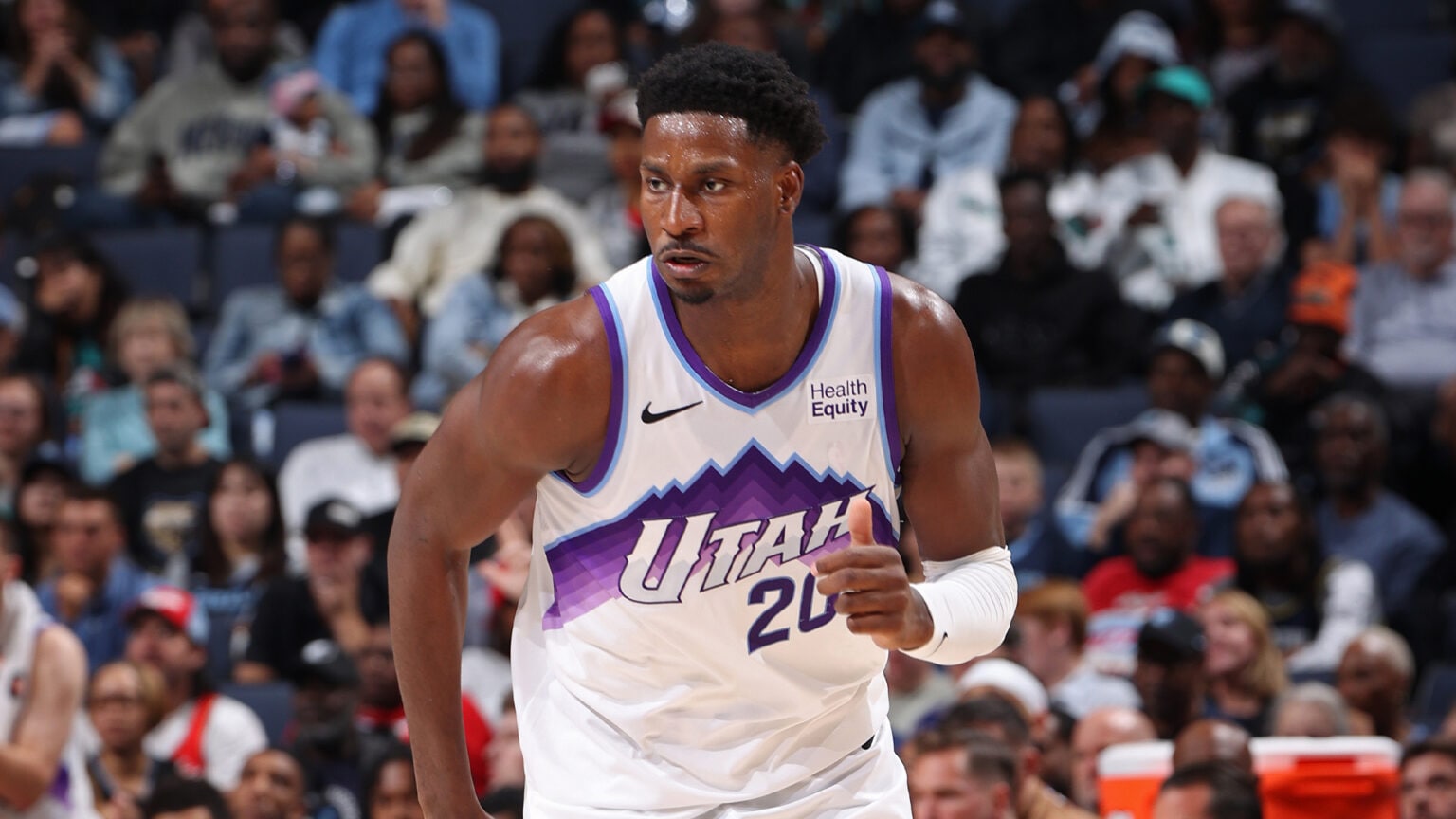 Jaren Jackson Jr. is averaging 16.3 points and 5.0 rebounds through four games for the Jazz this season