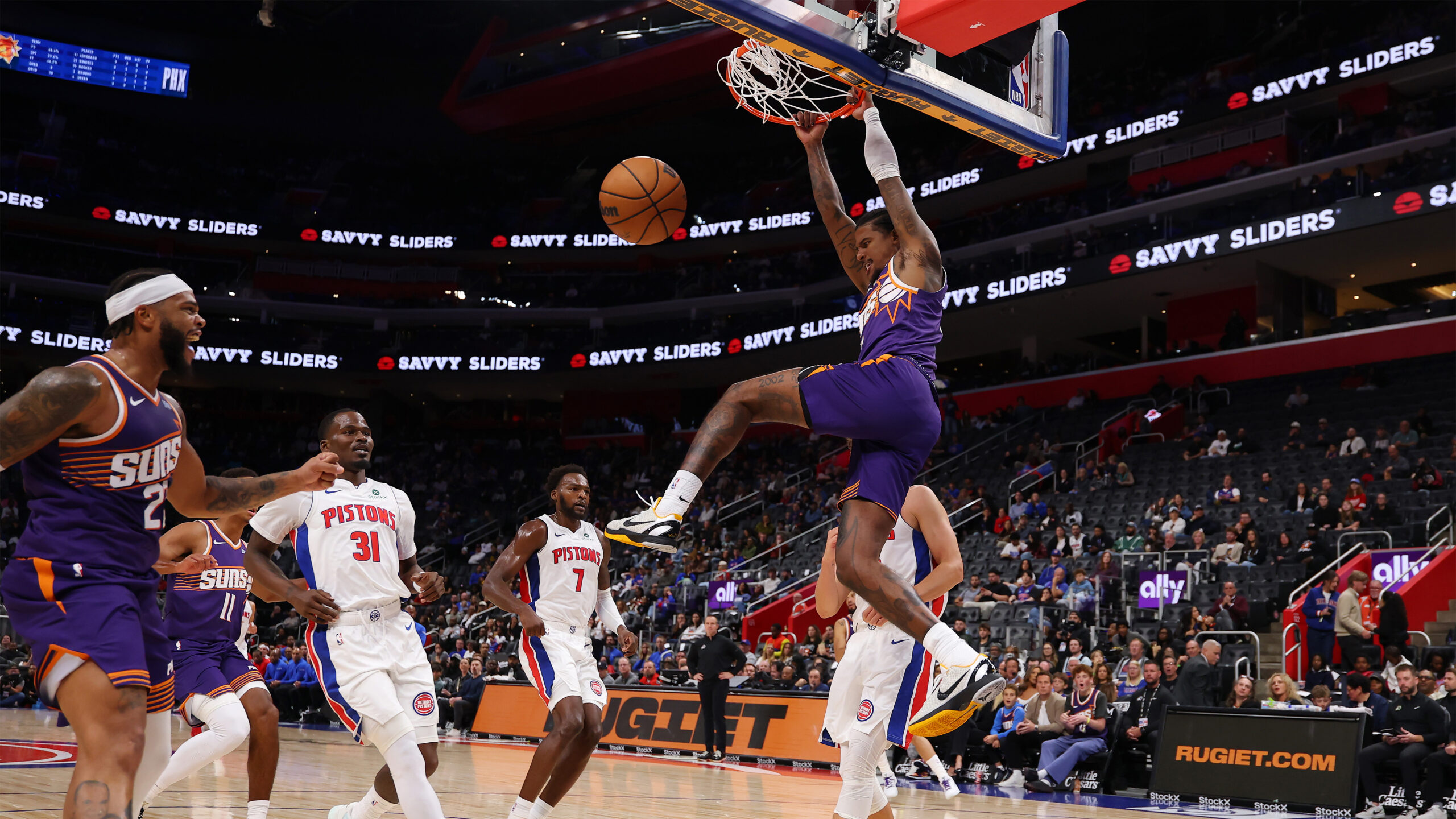 Reports: Phoenix Suns extend center Oso Ighodaro
