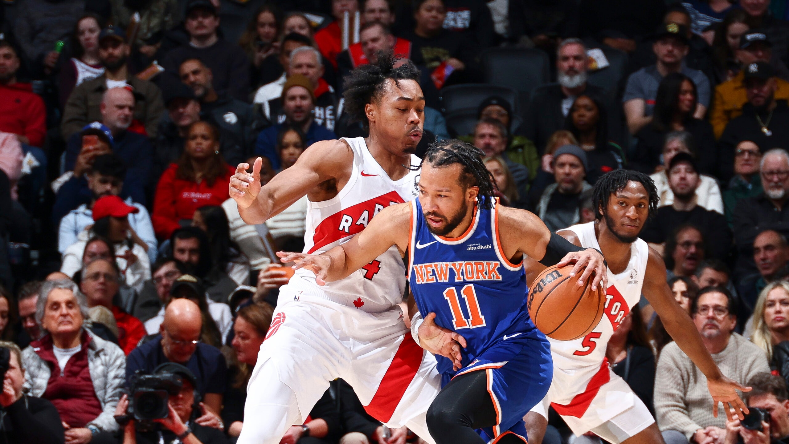 Knicks host Raptors to wrap up their preseason slate