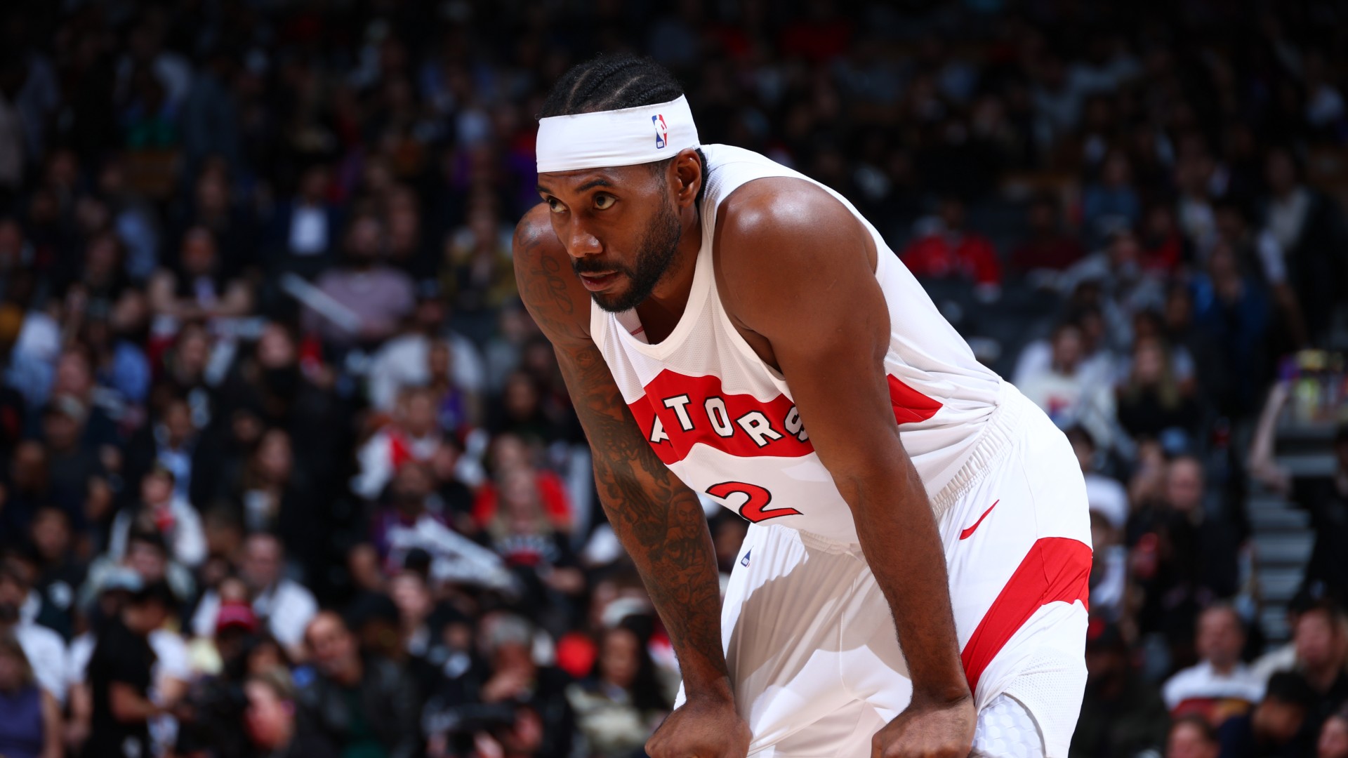 Kawhi Leonard signs multi-year extension with Raptors