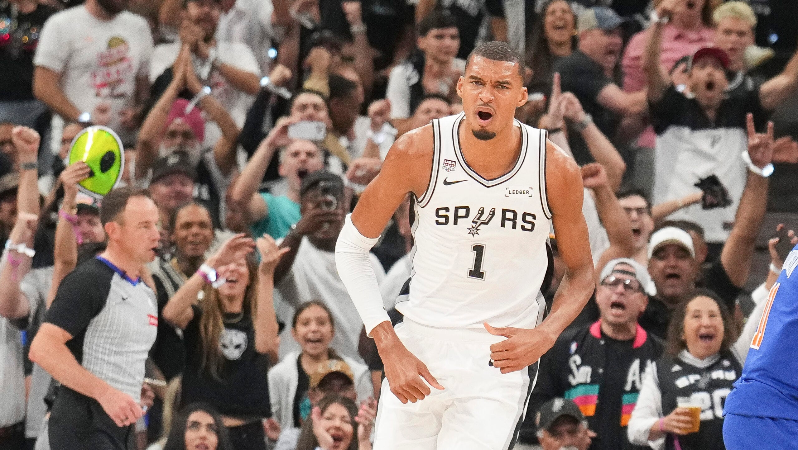 10 players who could erupt for scoring title