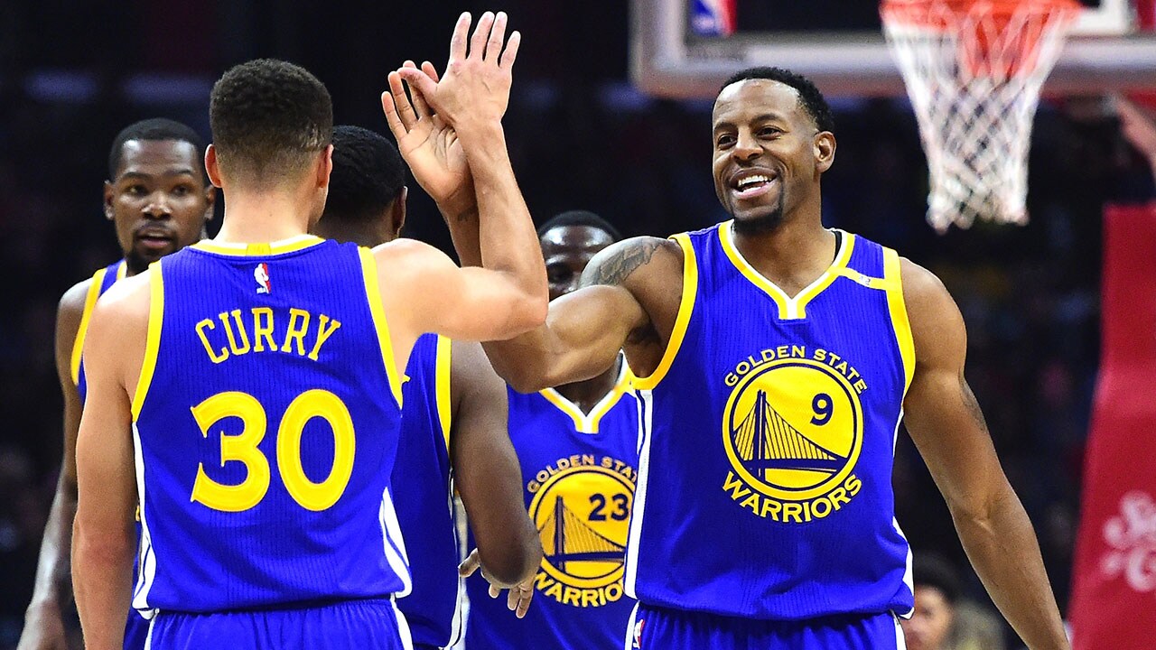 It's Always #NationalHighFiveDay on #WarriorsGround | Golden State