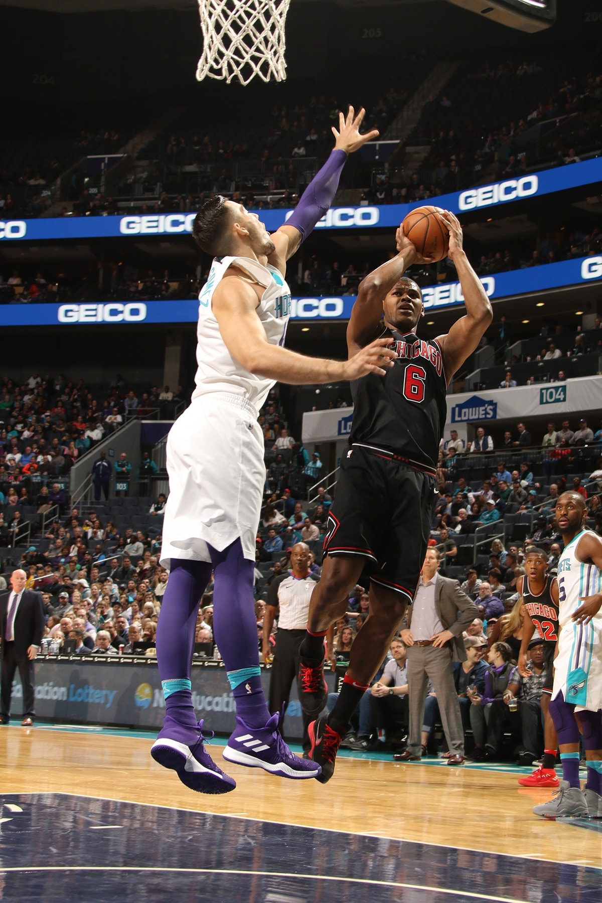 Cristiano Felicio of the Chicago Bulls shoots the ball against the Hornets