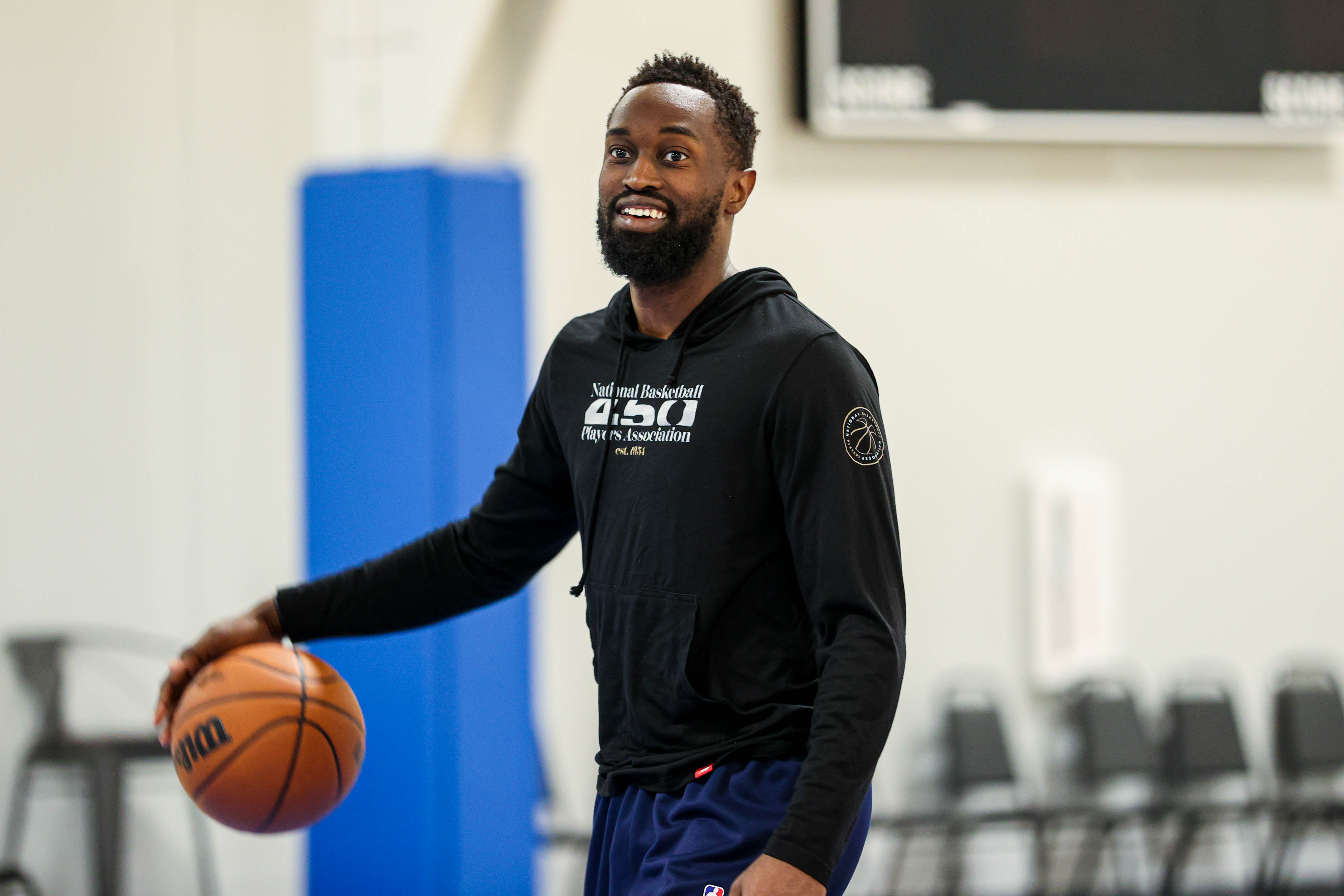 Theo Pinson enjoying life as a certified girl dad | Dallas Mavericks