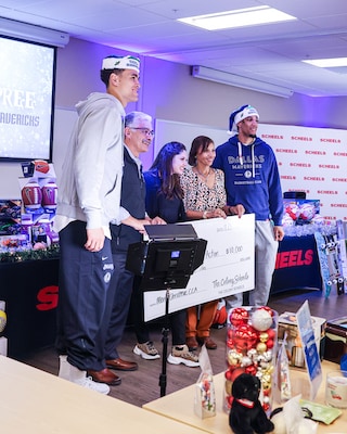 Mavericks, SCHEELS collaborate for huge holiday shopping spree | Dallas ...