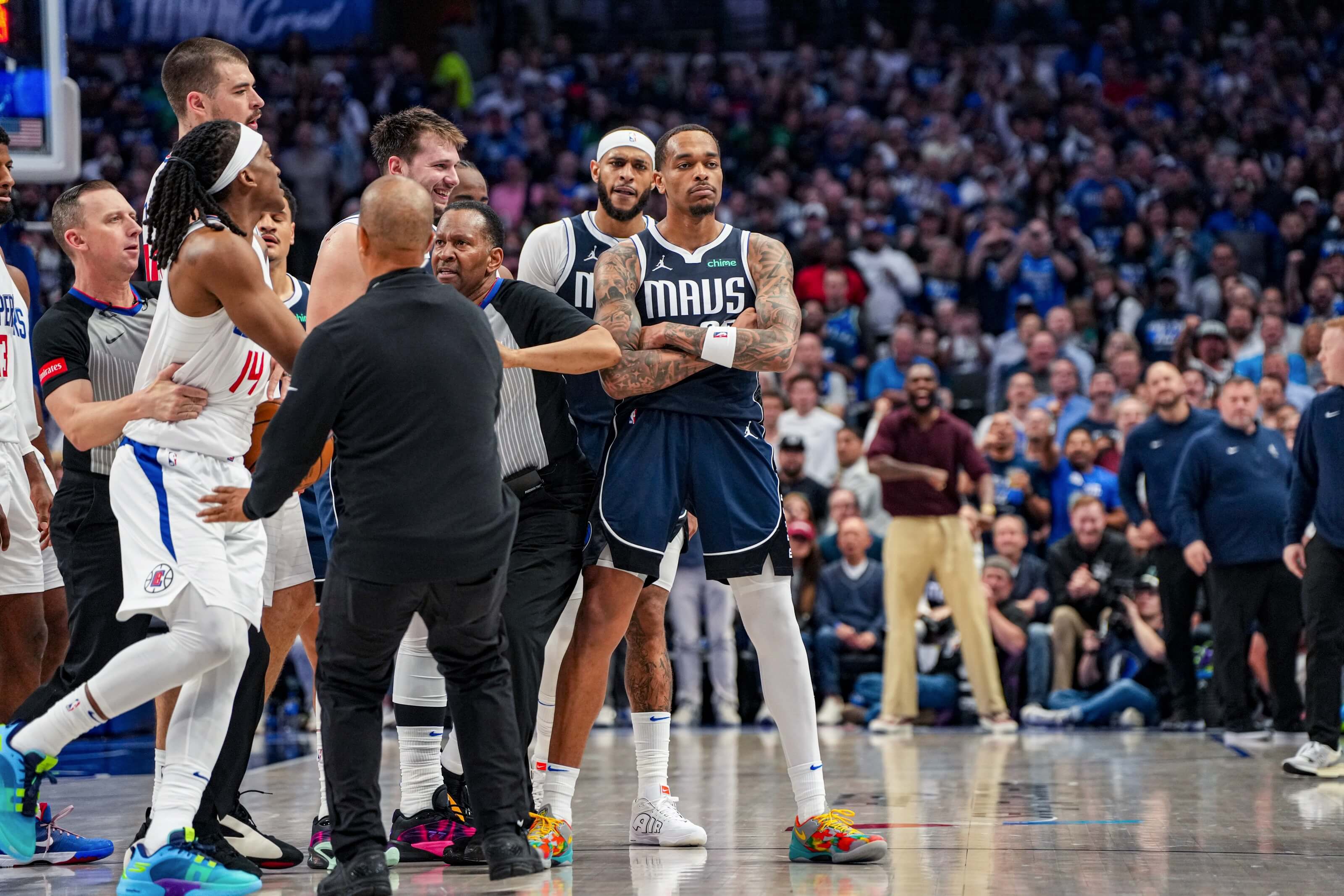 N'Faly Dante Does the Important Things Well, image size:3200x2134