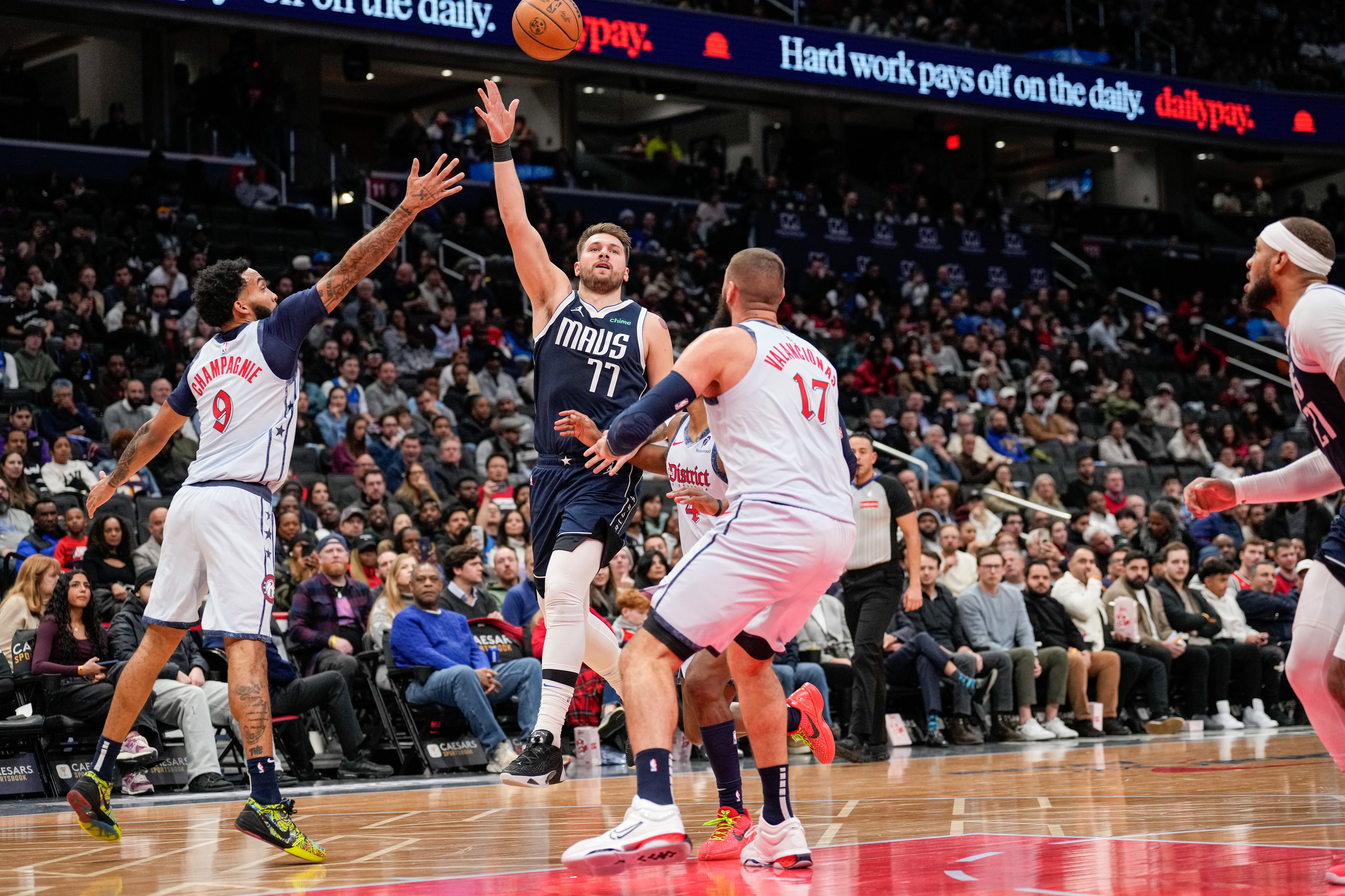 With the chemistry onpoint, Mavs one of NBA’s hottest teams Dallas