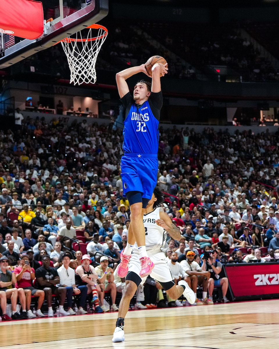 Flagg dominant, but Mavericks fall to Spurs in summer league