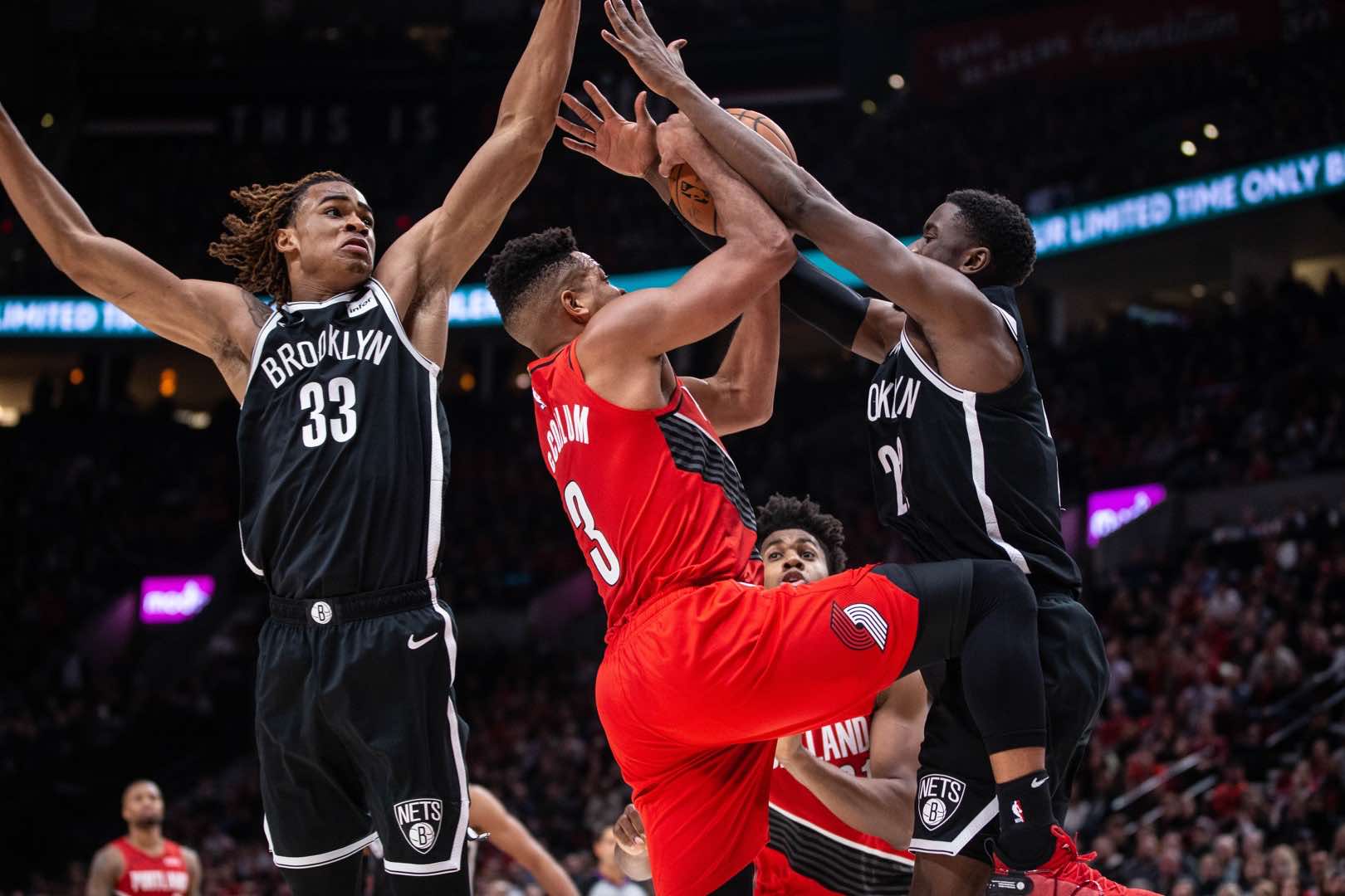 PHOTOS » Trail Blazers vs Nets Photo Gallery