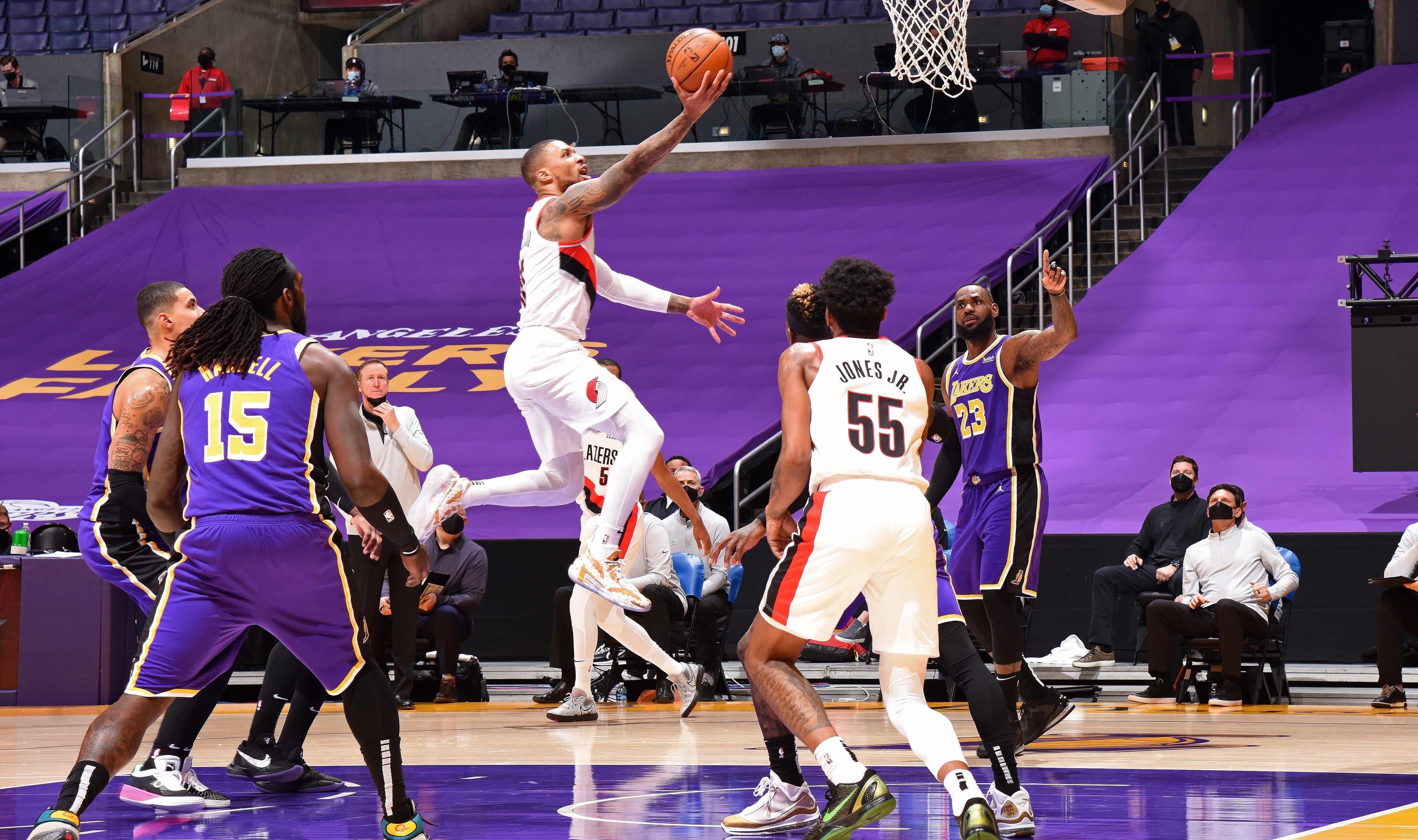 Blazers Host Fans, Lakers Friday Night For The First Time This Season