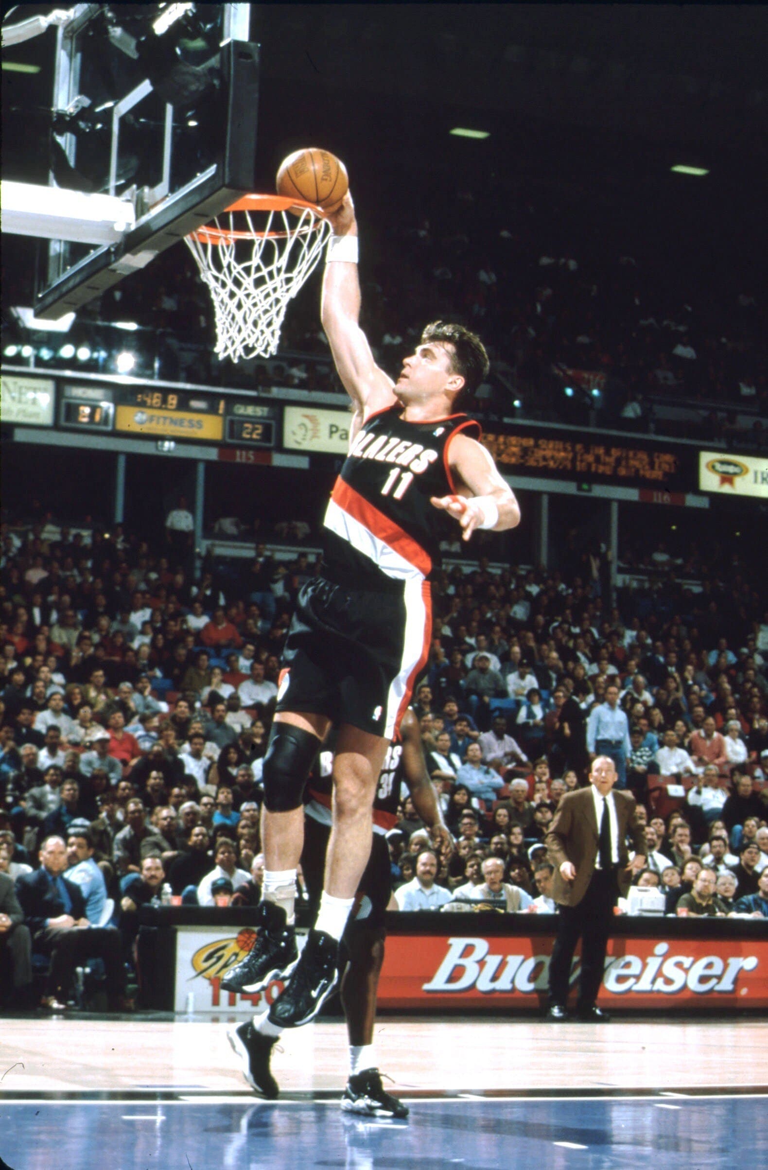 Arvydas Sabonis Through the Years Photo Gallery | NBA.com