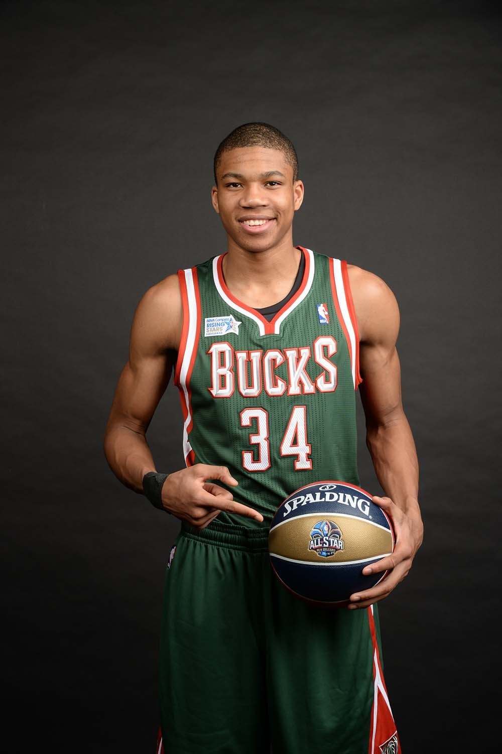 その他 GIANNIS ANTETOKOUNMPO Amazon.com: Giannis Antetokounmpo 2013-14 Panini Hoops