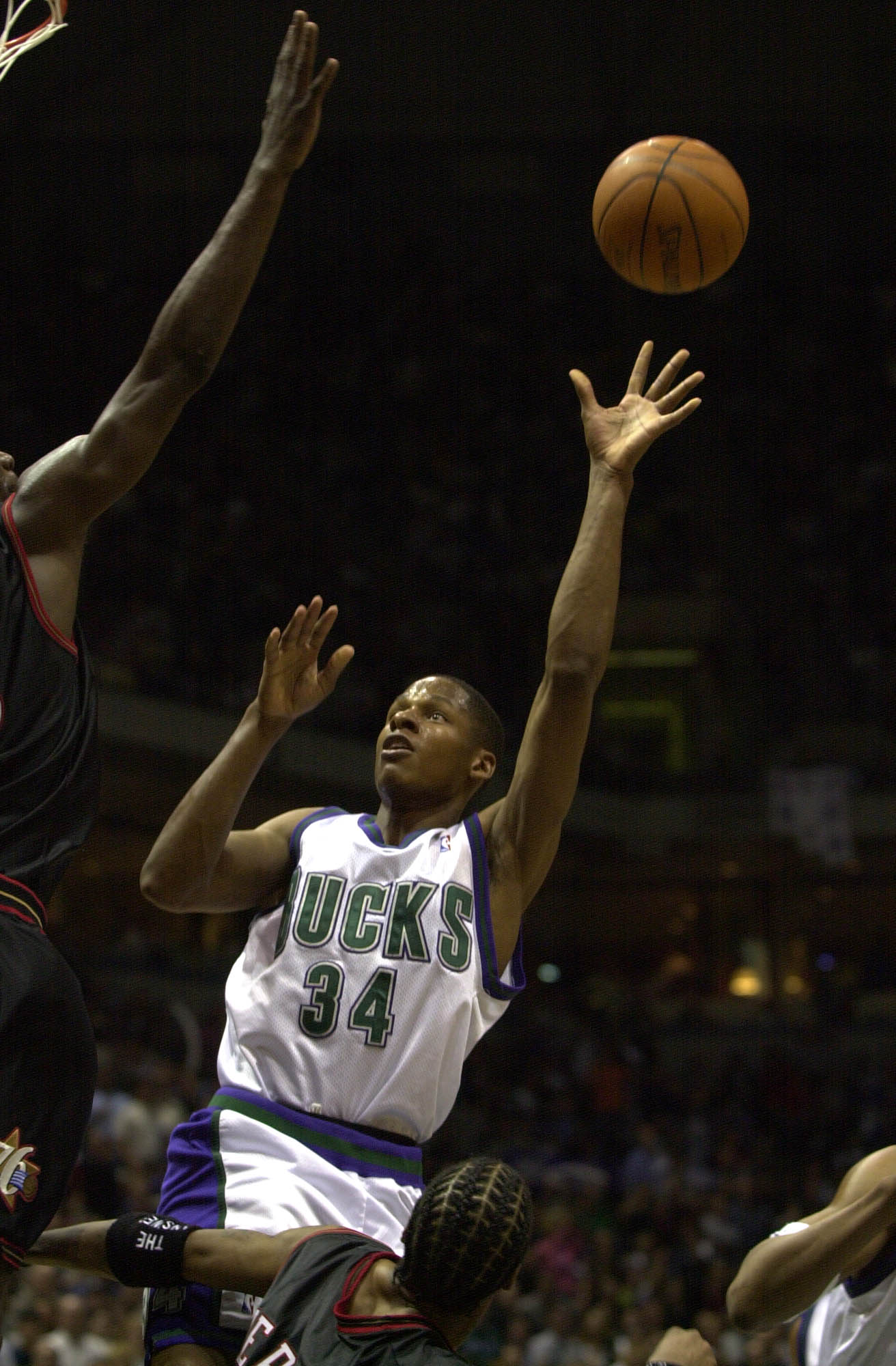 Ray Allen's 41 Points Forces Game 7 | Milwaukee Bucks, image size:1312x2000