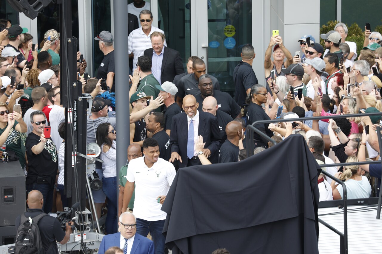 Fiserv Forum Ribbon Cutting Ceremony | Milwaukee Bucks