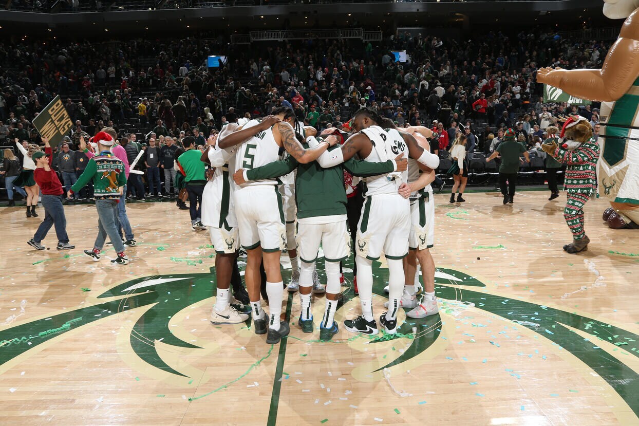 PHOTO RECAP: Bucks 117 Pacers 89 12 22 19 Photo Gallery NBA com