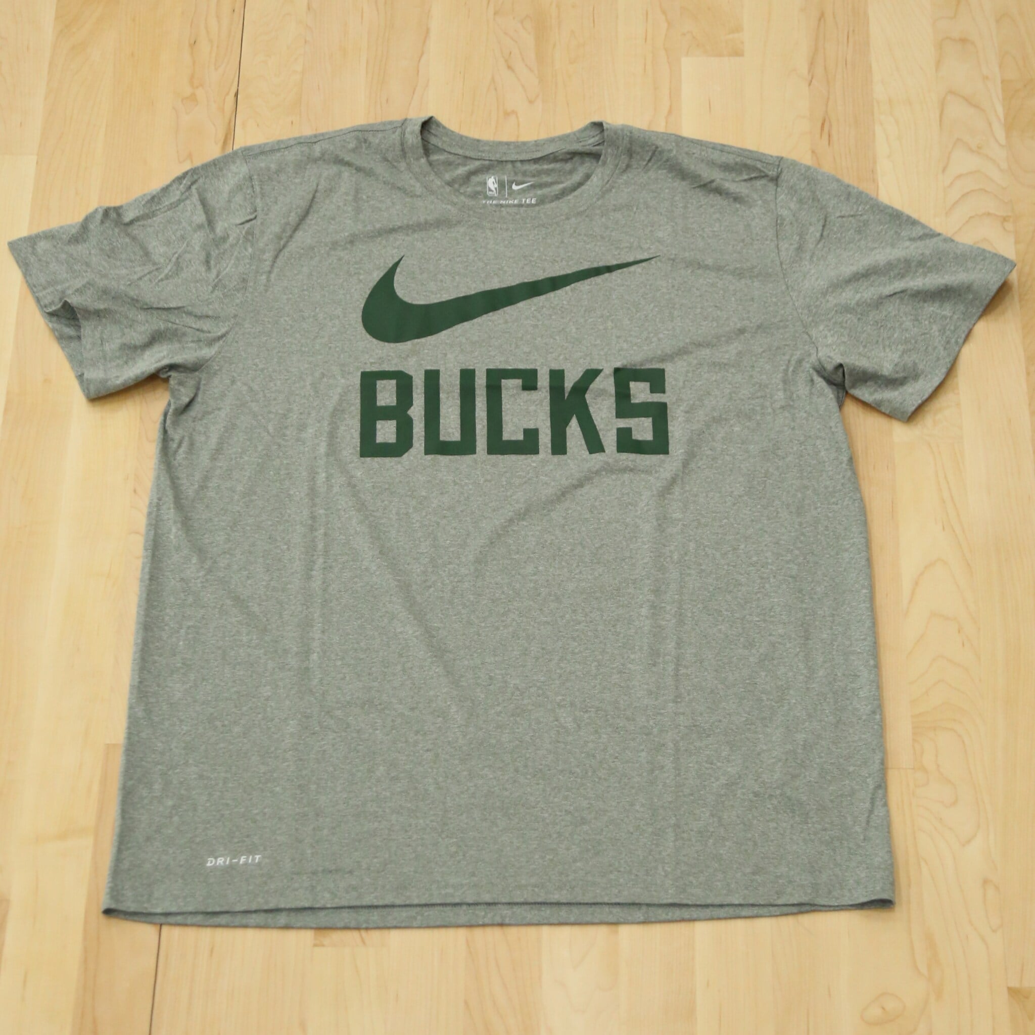 bucks nike gear