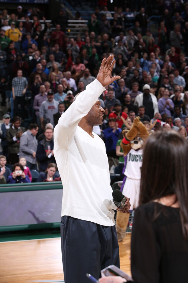 Glenn Robinson Milwaukee Tribute Photo Gallery