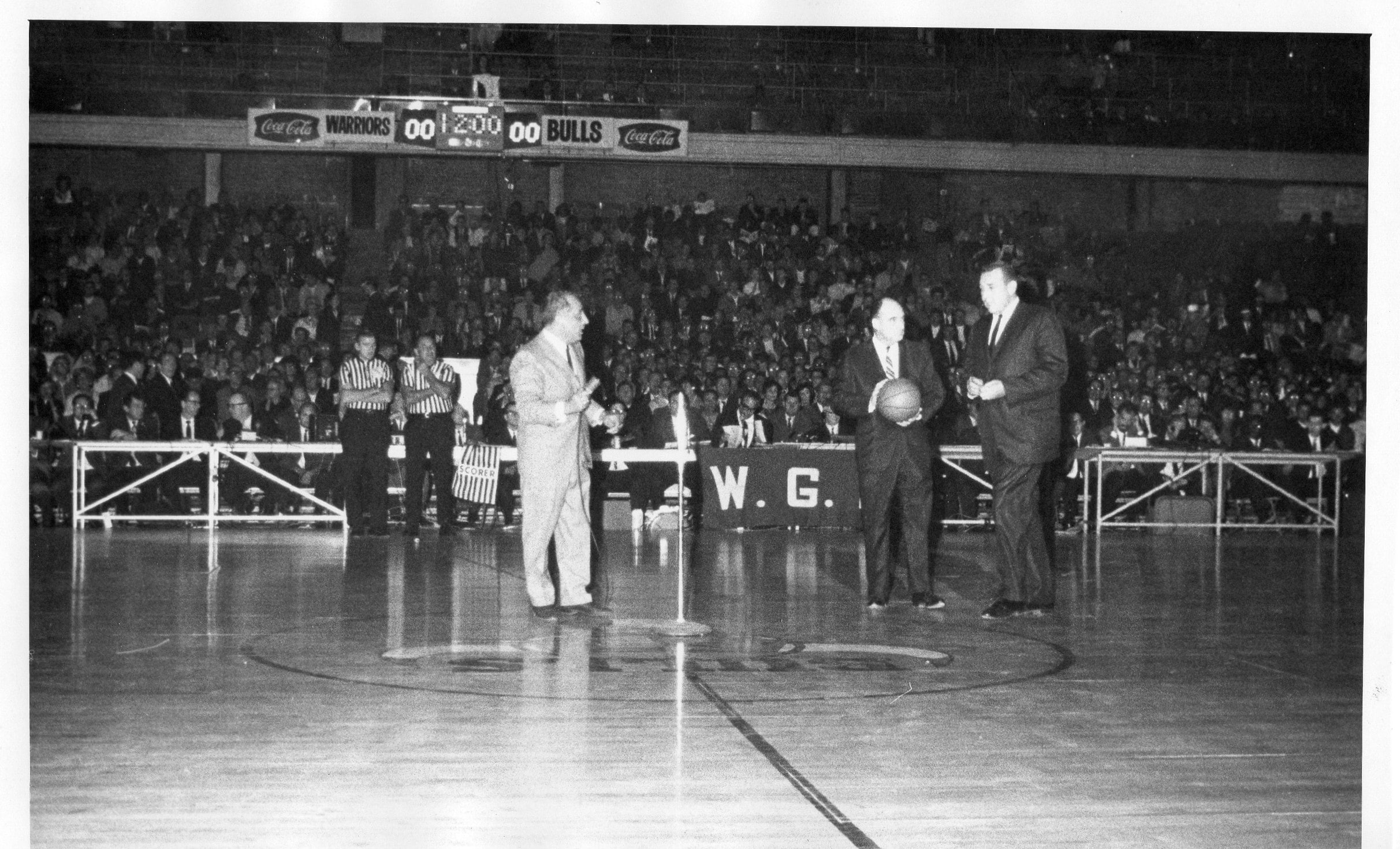 196667 Chicago Bulls Season Photo Gallery