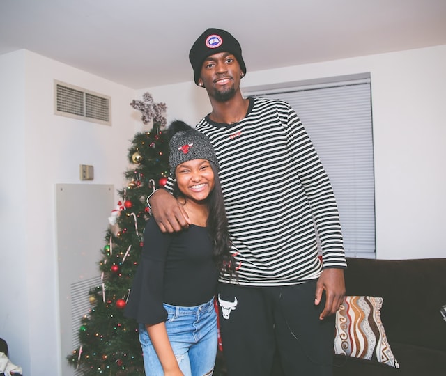 BOBBY PORTIS AND THE ROOMPLACE TEAM UP FOR A HOME MAKEOVER Photo BOBBY PORTIS AND THE ROOMPLACE TEAM UP FOR A HOME MAKEOVER Photo