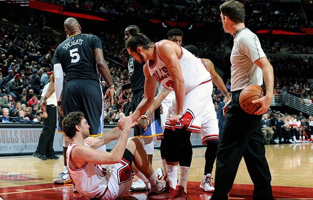 Photo Gallery: Bulls vs. Warriors (12.6.14) Photo Gallery | NBA.com