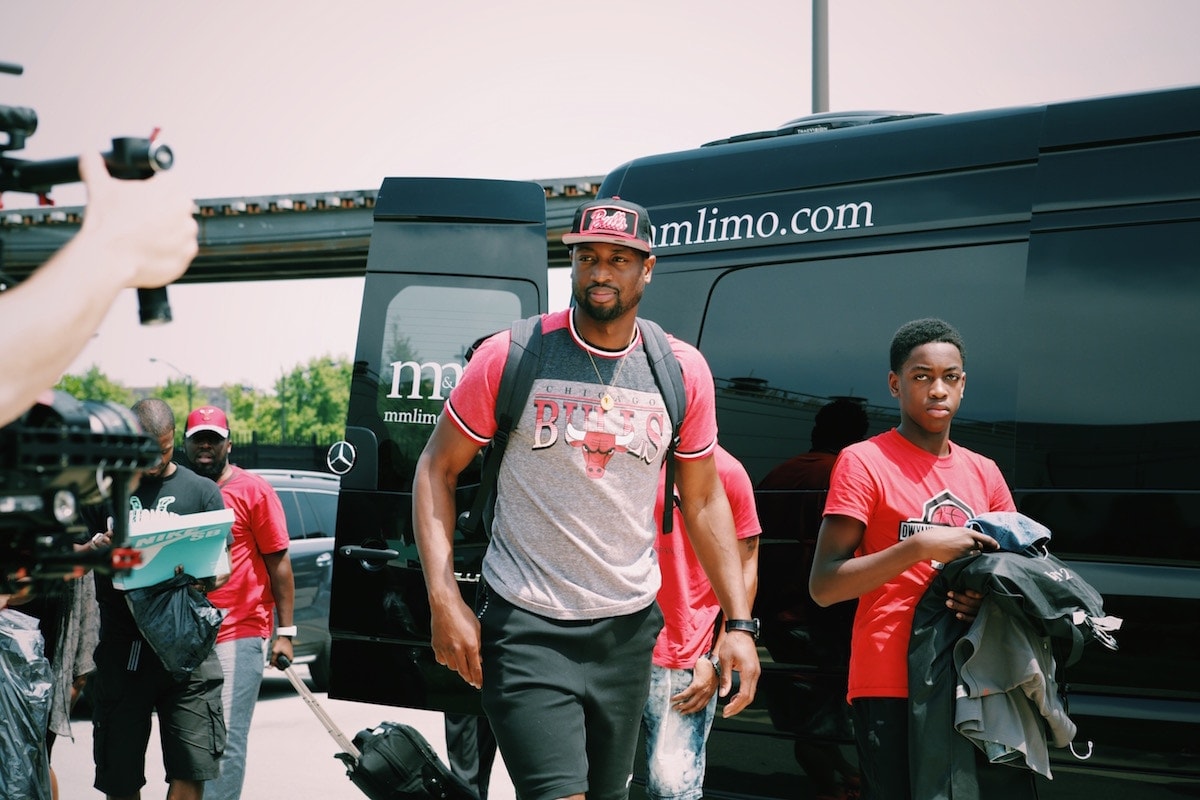 Behind The Scenes - Welcome Dwyane Wade! Photo Gallery | NBA.com