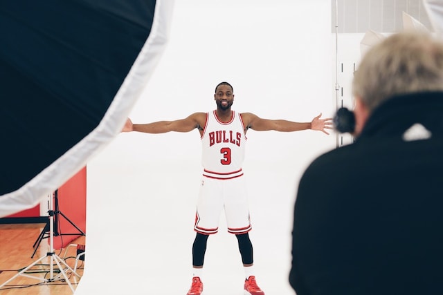 Behind The Scenes - Welcome Dwyane Wade! Photo Gallery | NBA.com