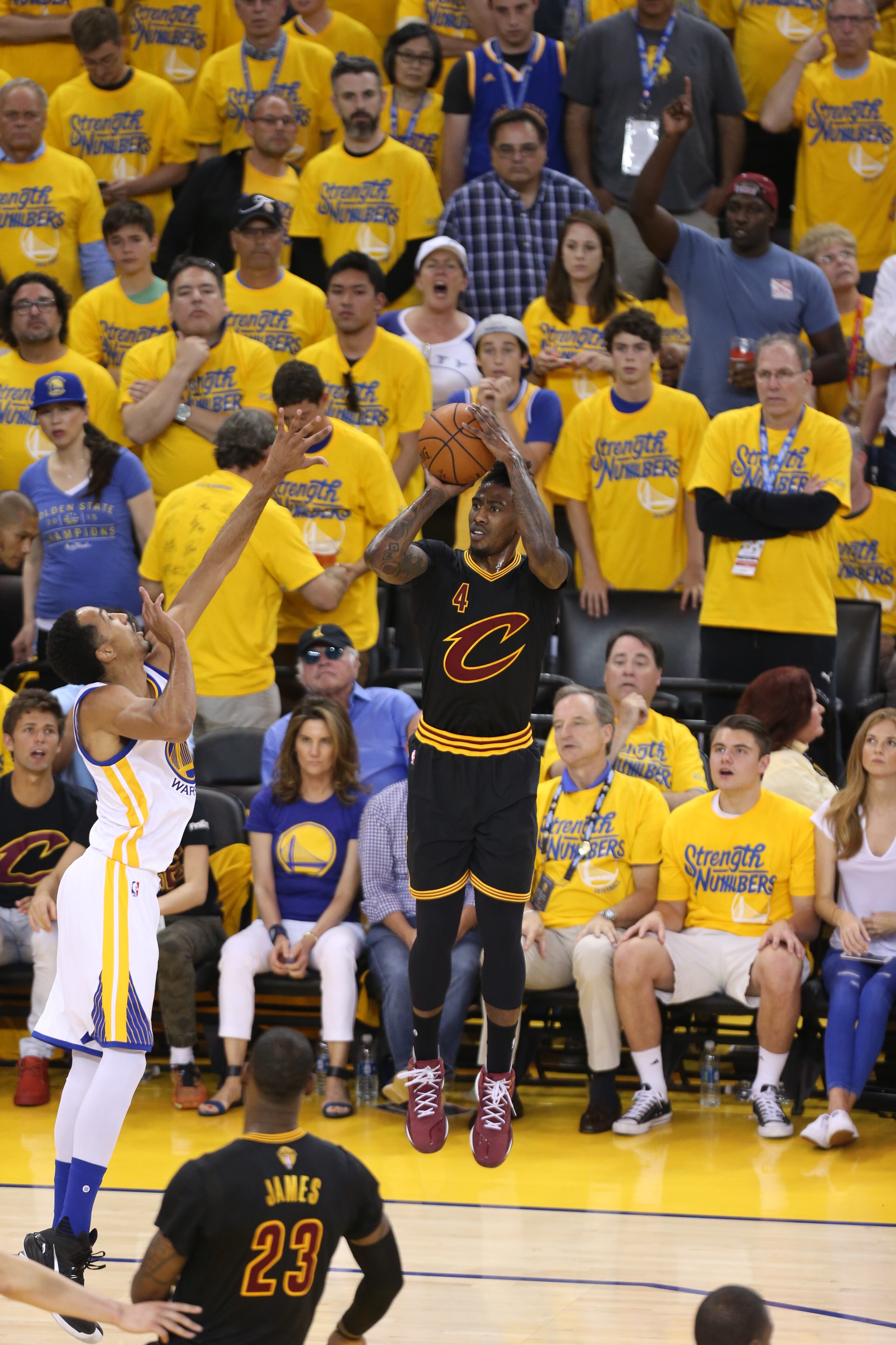 Game 7 Photos: Cleveland Cavaliers at Golden State Warriors - June 19 ...