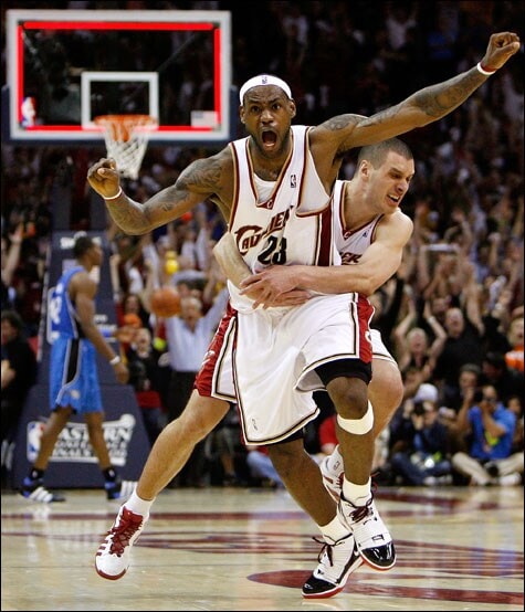 nike p6000 white gold red