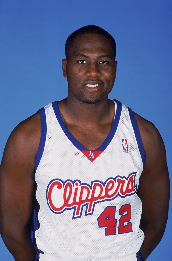 Looking Back: Elton Brand's Seasons as a Clipper - 10