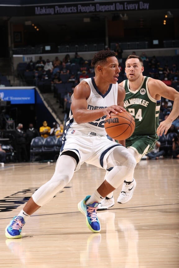 Grizzlies vs. Bucks photos 10.5.21 Photo Gallery