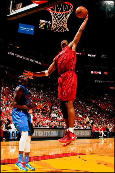 chris-bosh-dunk-wallpaper