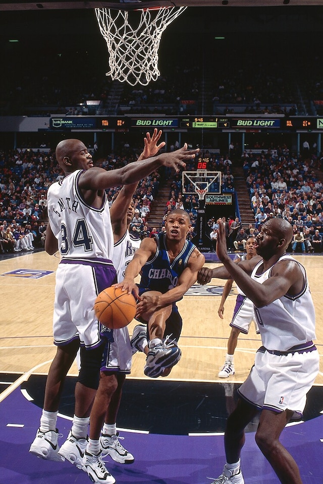 All Time Greats Muggsy Bogues Photo Gallery