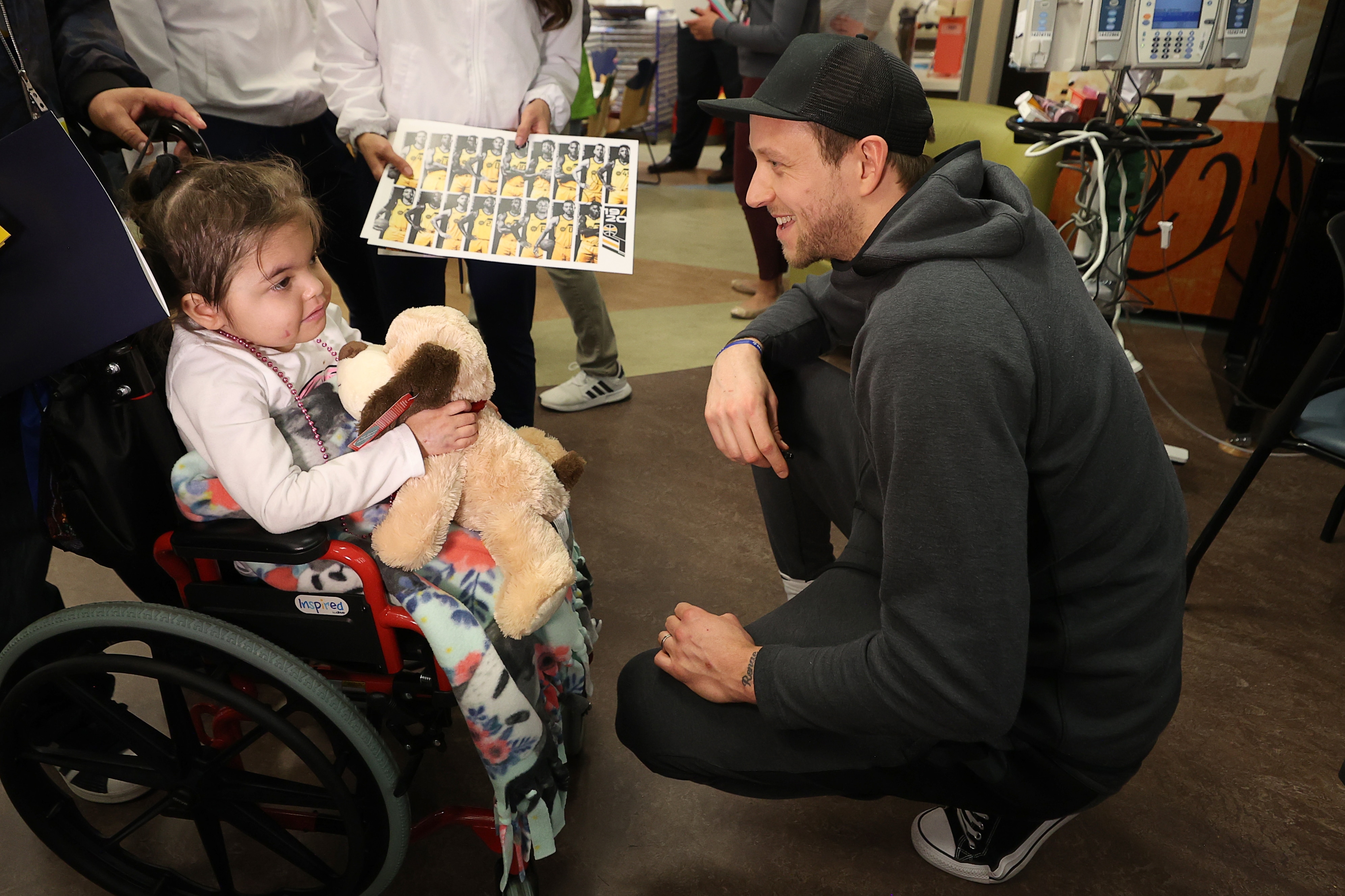 Primary Children's Hospital visit - Photo Gallery Photo Gallery | NBA.com