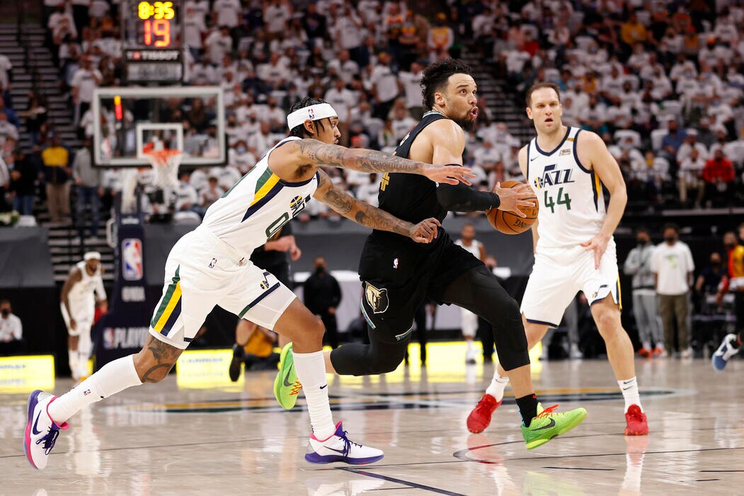 The Riffcast Foul trouble, turnovers, and a late scratch