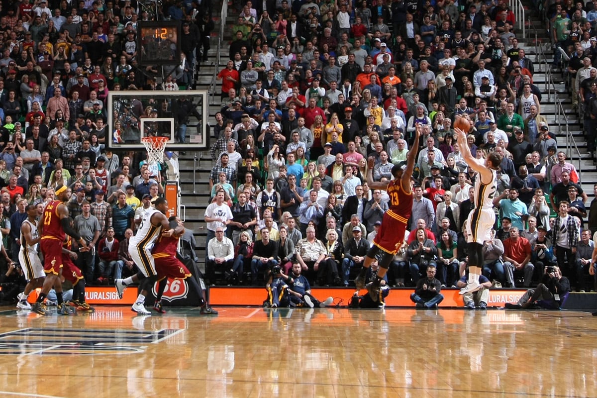 Four Quarters—Jazz 102, Cavaliers 100